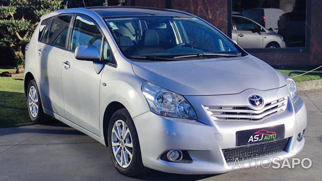 Toyota Verso 2.0 D-4D Comfort de 2011