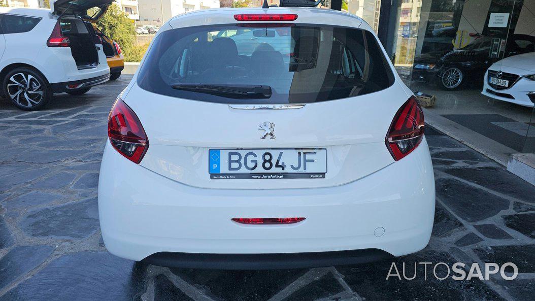 Peugeot 208 1.2 PureTech Style de 2018