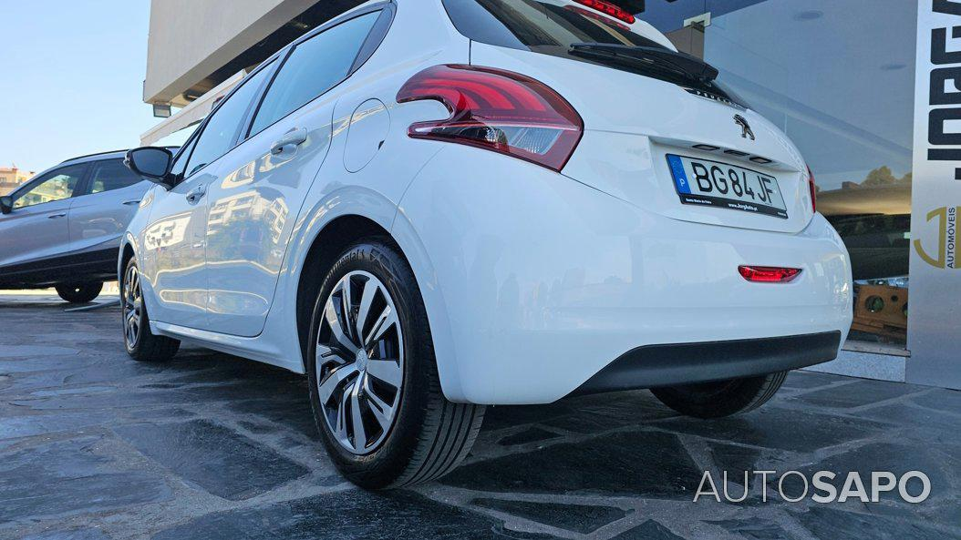 Peugeot 208 1.2 PureTech Style de 2018