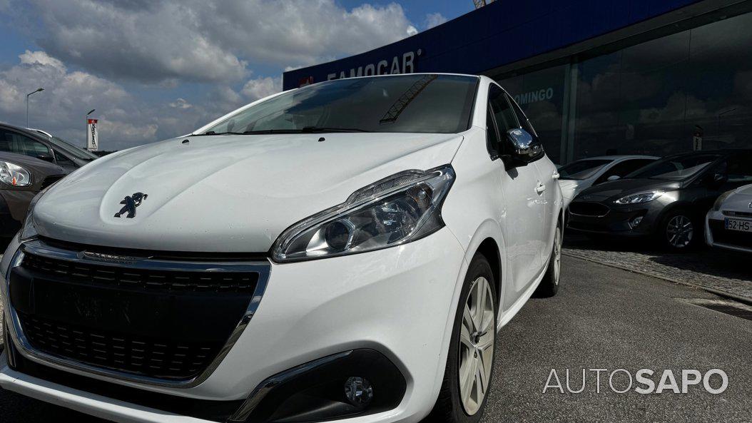 Peugeot 208 1.2 PureTech Style de 2018