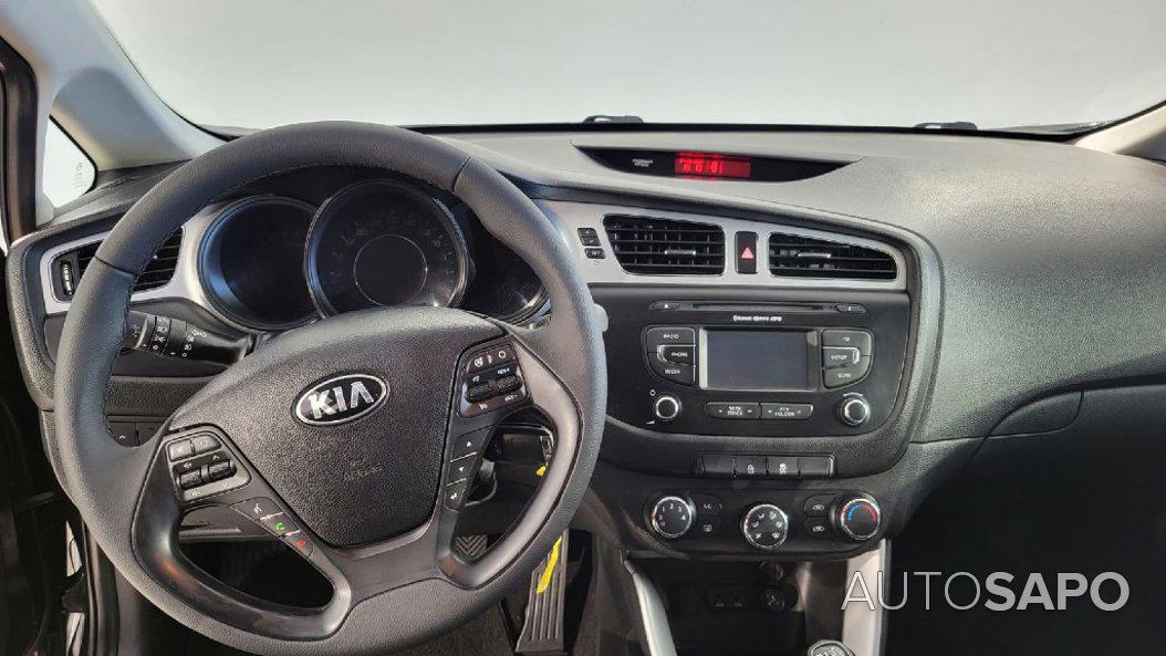 Kia Ceed 1.6 CRDi More Edition de 2014