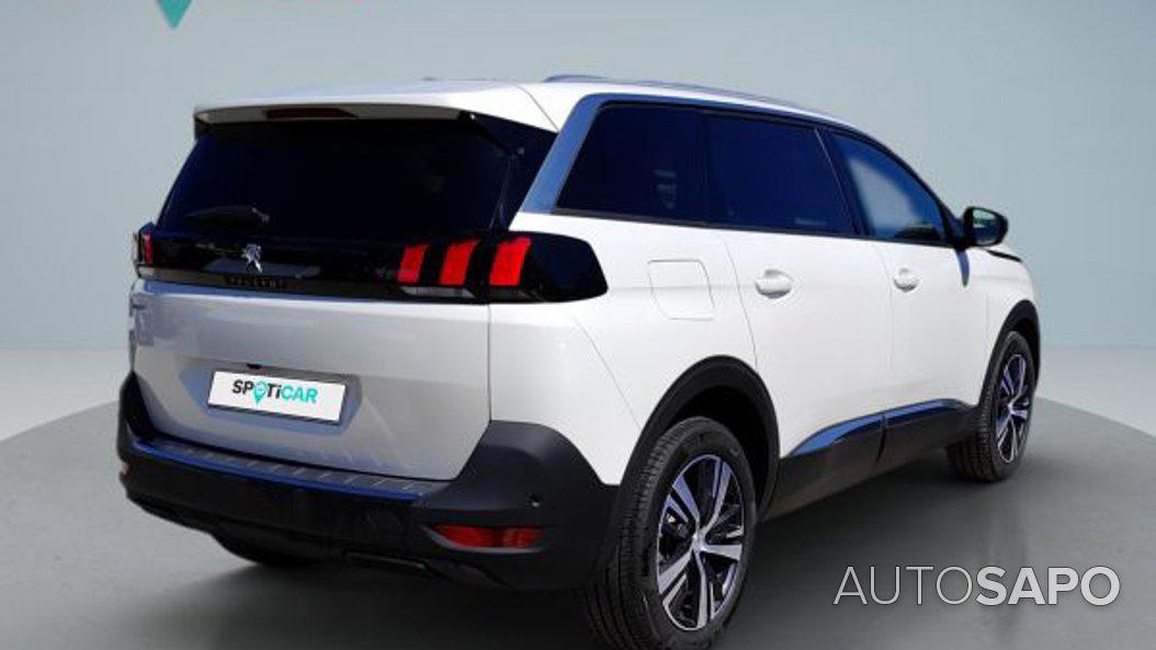 Peugeot 5008 1.5 BlueHDi Allure Pack EAT8 de 2024