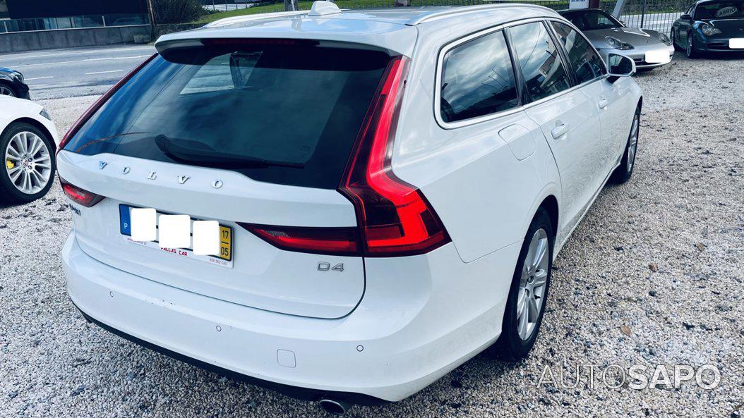 Volvo V90 2.0 D4 Momentum Plus Geartronic de 2017