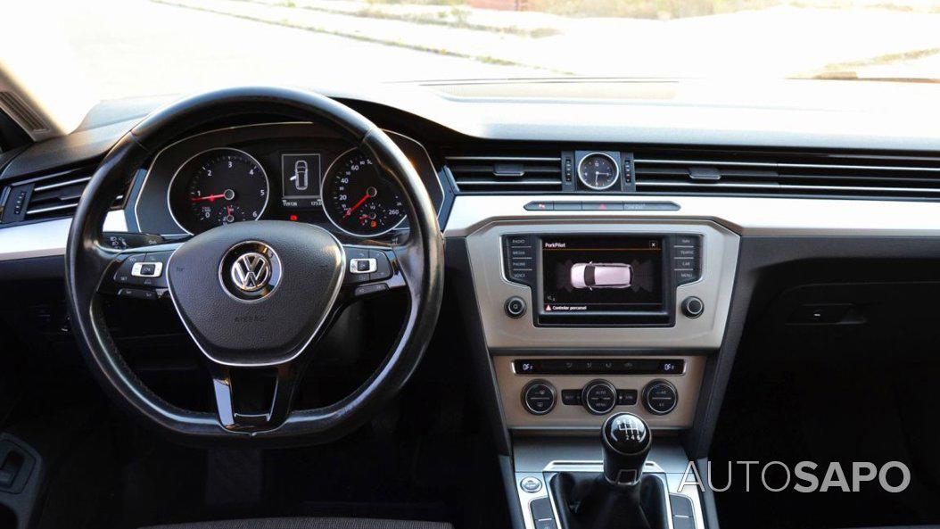 Volkswagen Passat 2.0 TDi Confortline de 2015