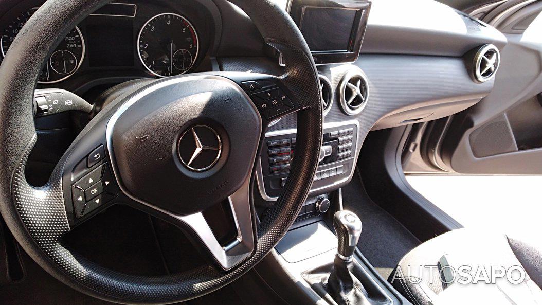 Mercedes-Benz Classe A 160 CDi BlueEfficiency Style de 2015