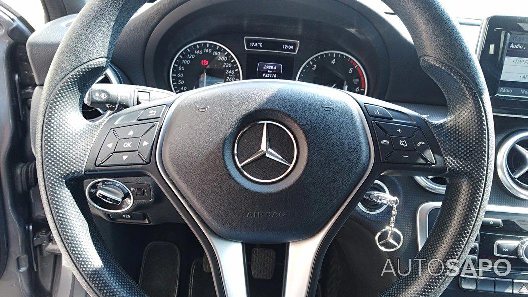 Mercedes-Benz Classe A 160 CDi BlueEfficiency Style de 2015