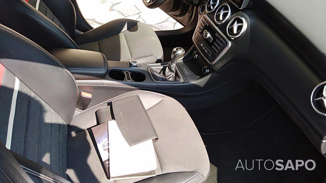 Mercedes-Benz Classe A 160 CDi BlueEfficiency Style de 2015