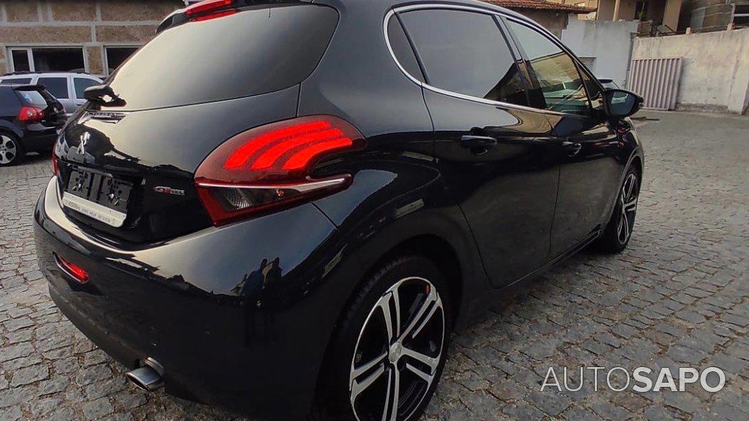 Peugeot 208 de 2016