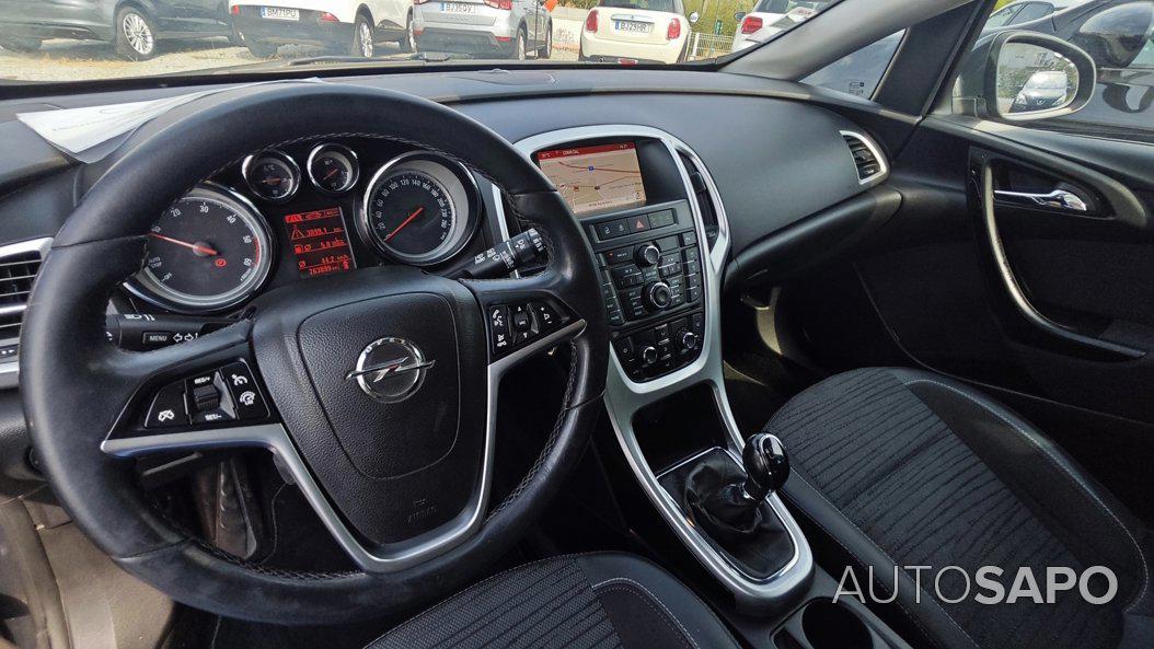 Opel Astra de 2015