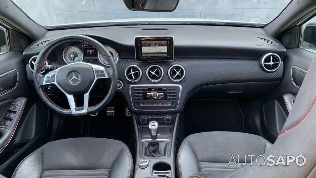 Mercedes-Benz Classe A 180 d AMG Line de 2014