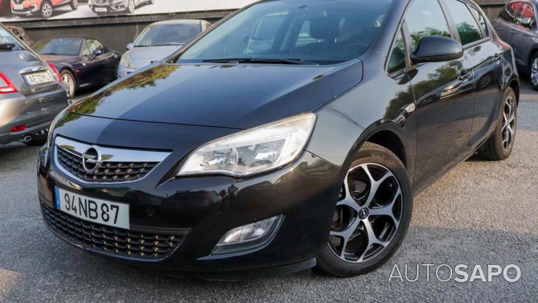 Opel Astra de 2012