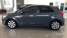 Kia Rio de 2023