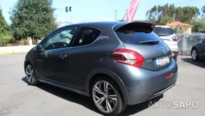 Peugeot 208 de 2014