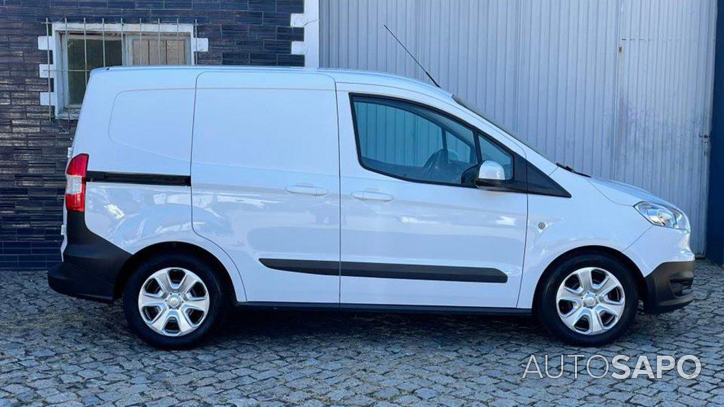 Ford Courier 1.5 TDCi Ambiente de 2016