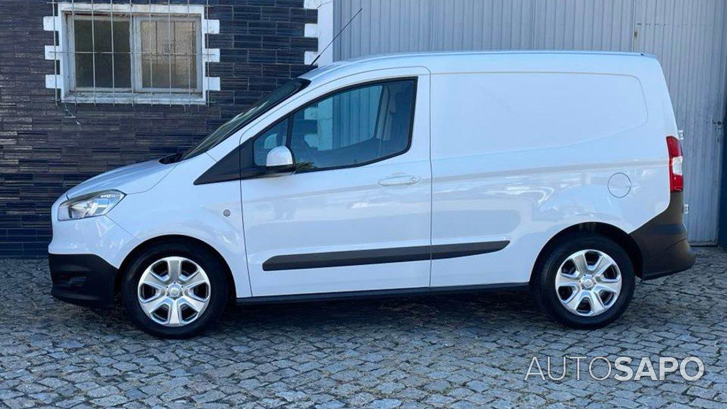 Ford Courier 1.5 TDCi Ambiente de 2016