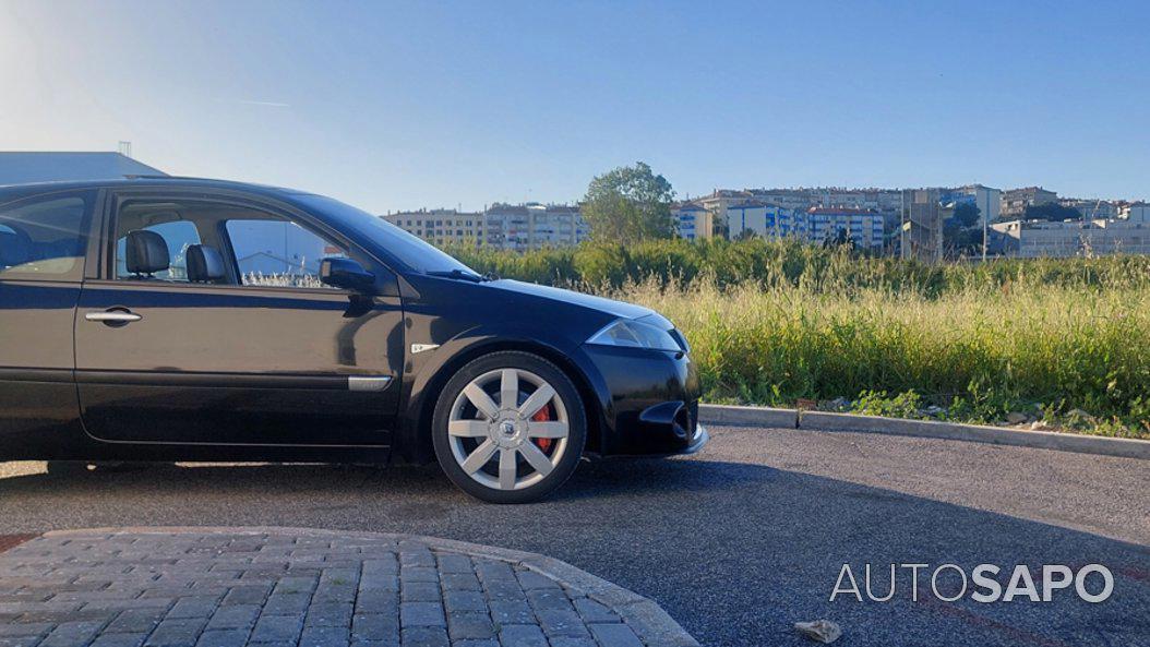 Renault Mégane 2.0 T RS de 2004