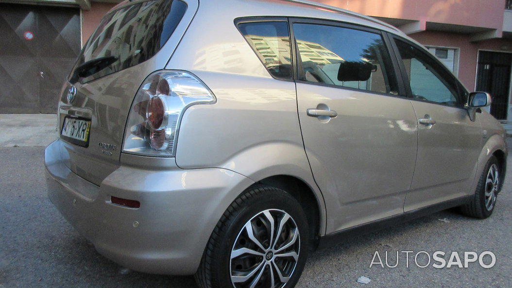 Toyota Verso 2.0 D-4D Comfort de 2004