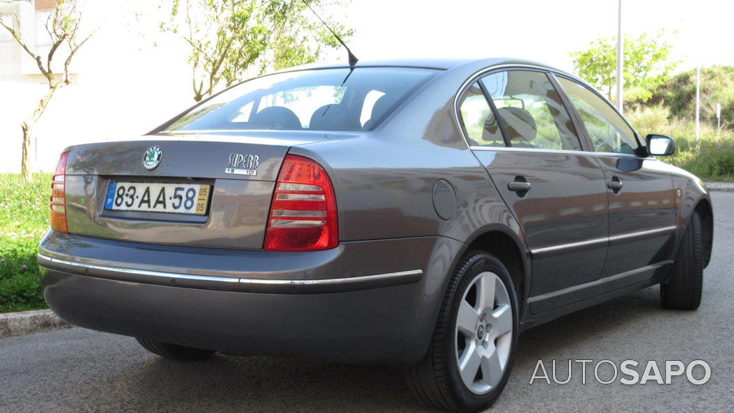 Skoda Superb 1.9 TDi Elegance VMF de 2005