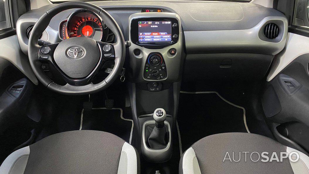 Toyota Aygo de 2015