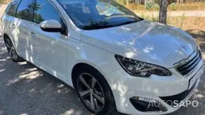 Peugeot 308 1.2 PureTech Allure J17 de 2016