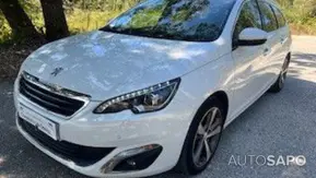 Peugeot 308 1.2 PureTech Allure J17 de 2016