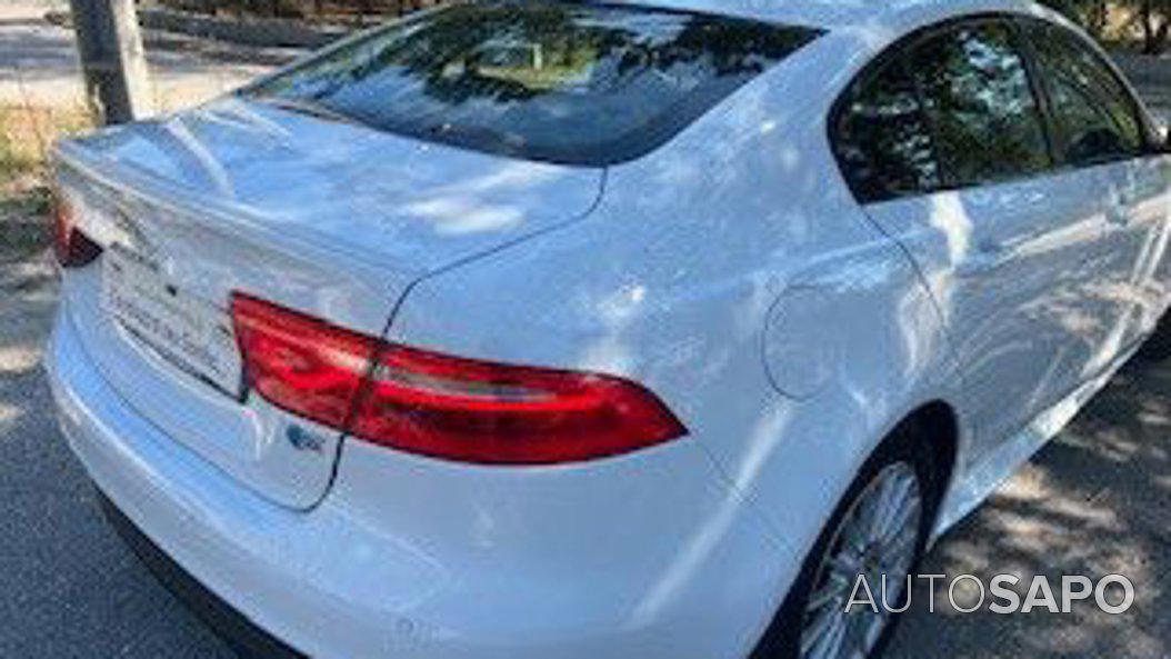 Jaguar XE 2.0 D R-Sport Aut. de 2015