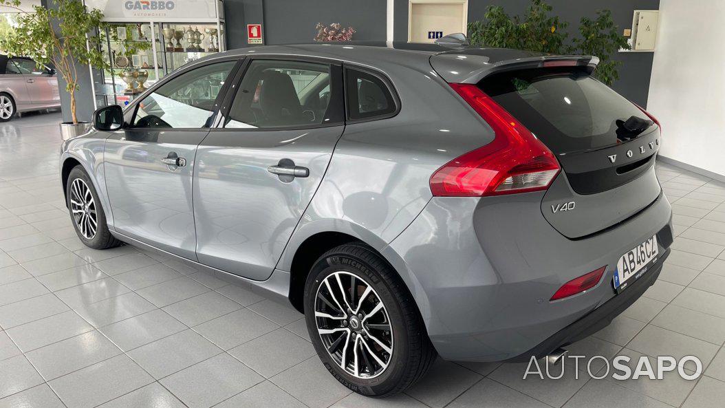 Volvo V40 de 2020