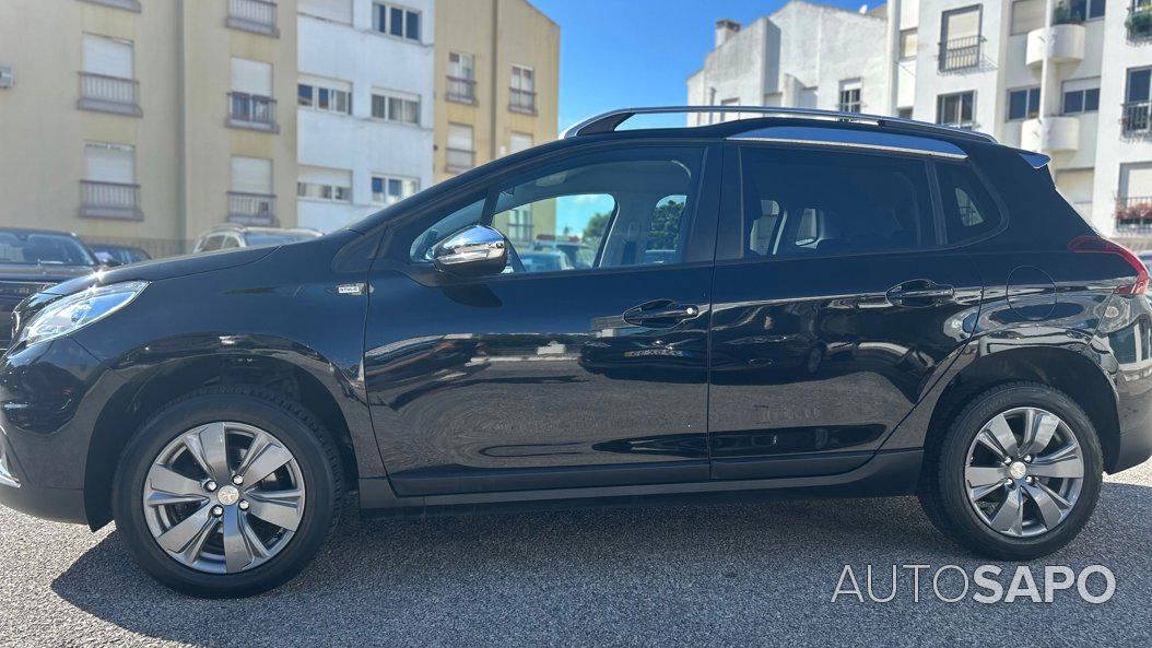 Peugeot 2008 1.2 PureTech Style de 2017