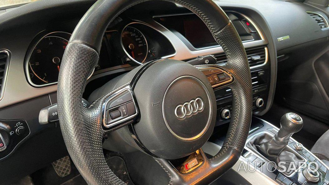 Audi A5 2.0 TDi Business Line S-line de 2012