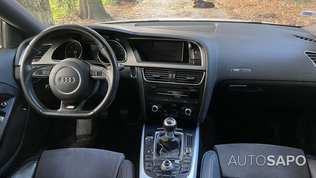 Audi A5 2.0 TDi Business Line S-line de 2012