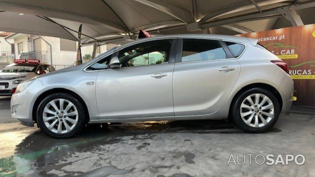 Opel Astra 1.7 CDTi Cosmo de 2010