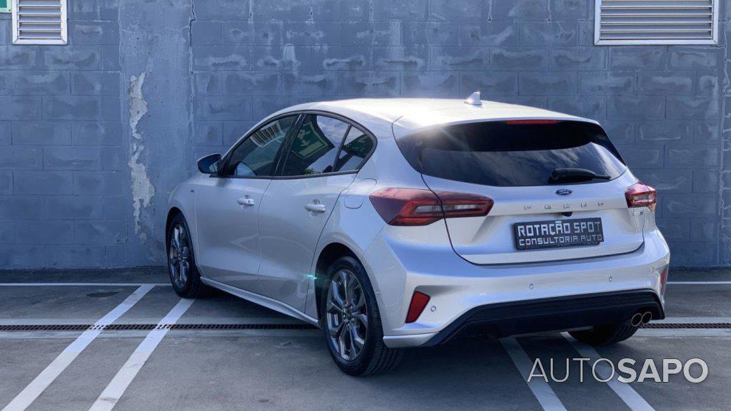 Ford Focus 1.0 EcoBoost MHEV ST-Line X de 2023