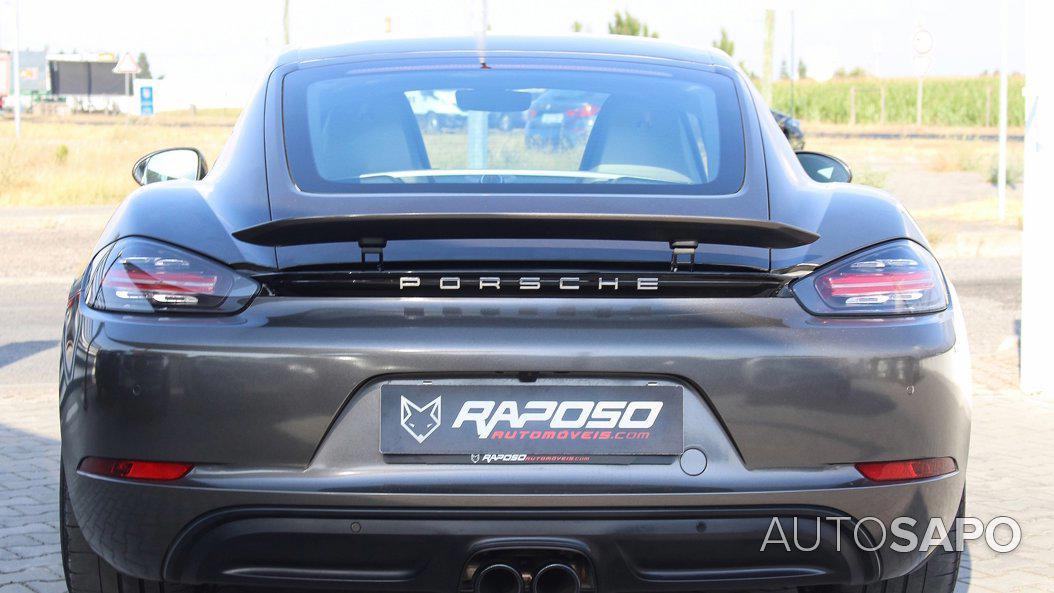 Porsche 718 Cayman de 2019