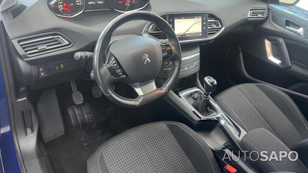 Peugeot 308 1.2 PureTech Active Pack de 2019