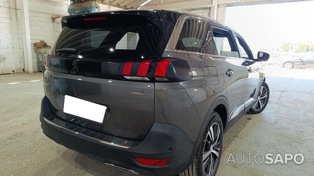 Peugeot 5008 de 2019