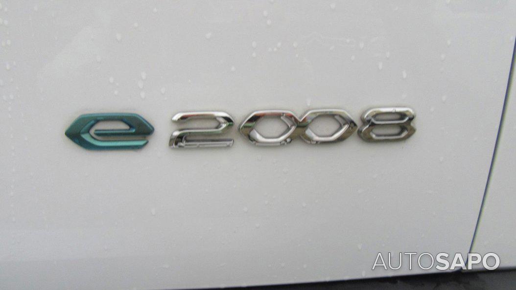 Peugeot e-2008 Active de 2021