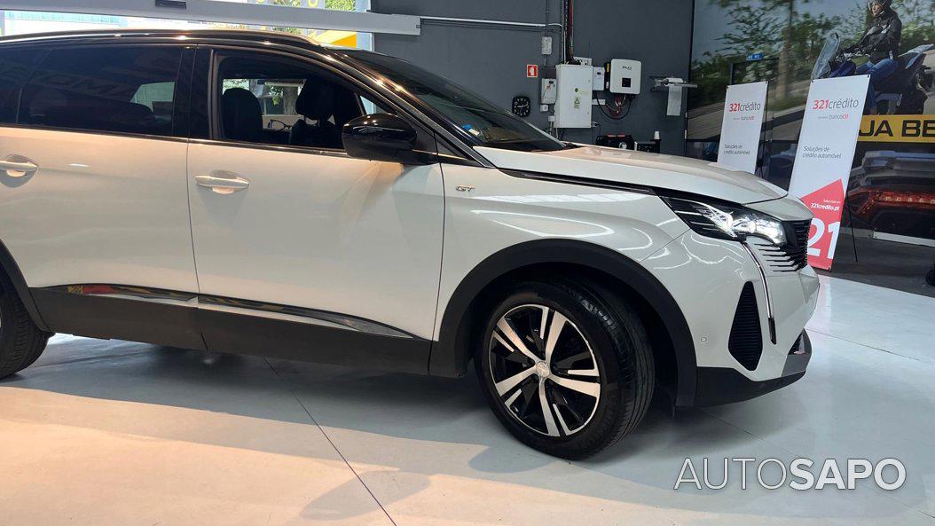 Peugeot 5008 de 2021