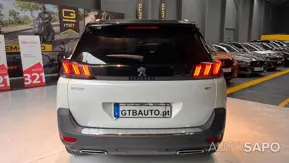 Peugeot 5008 de 2021