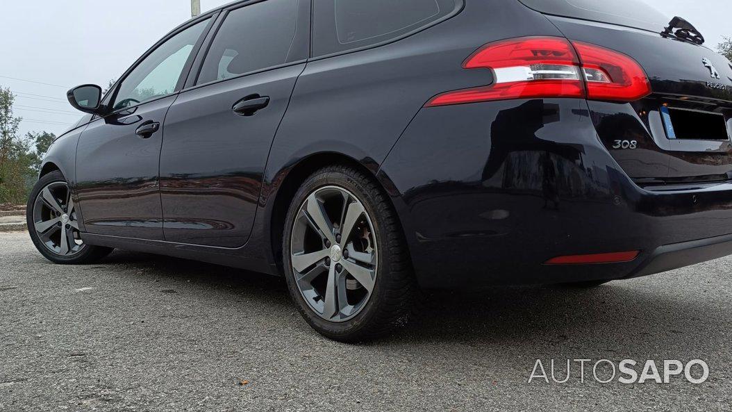 Peugeot 308 1.5 BlueHDi Active J17 de 2018