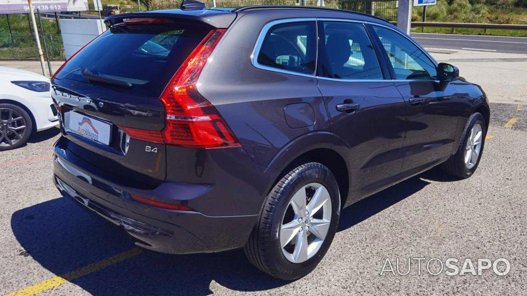 Volvo XC60 2.0 B4 Momentum Plus de 2022