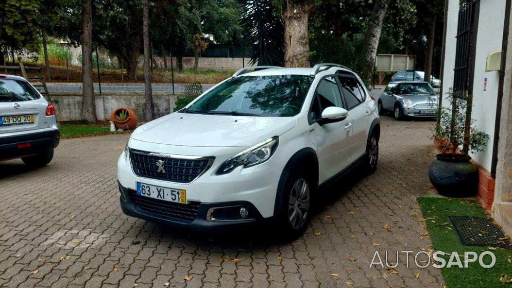 Peugeot 2008 1.2 PureTech Signature de 2019