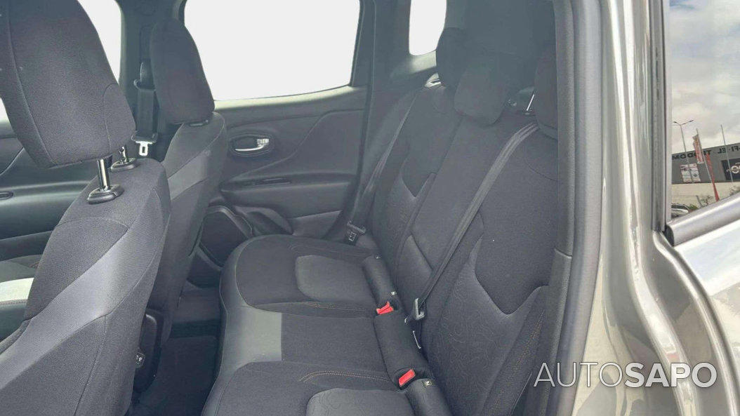 Jeep Renegade 1.3 TG 4Xe Trailhawk de 2022