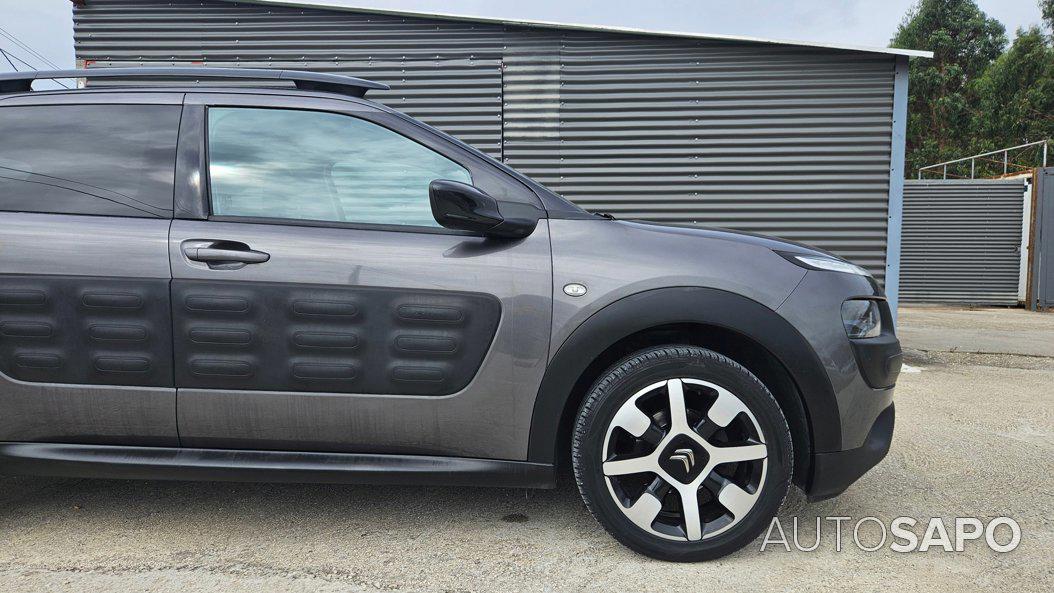 Citroen C4 Cactus 1.2 PureTech Shine de 2016