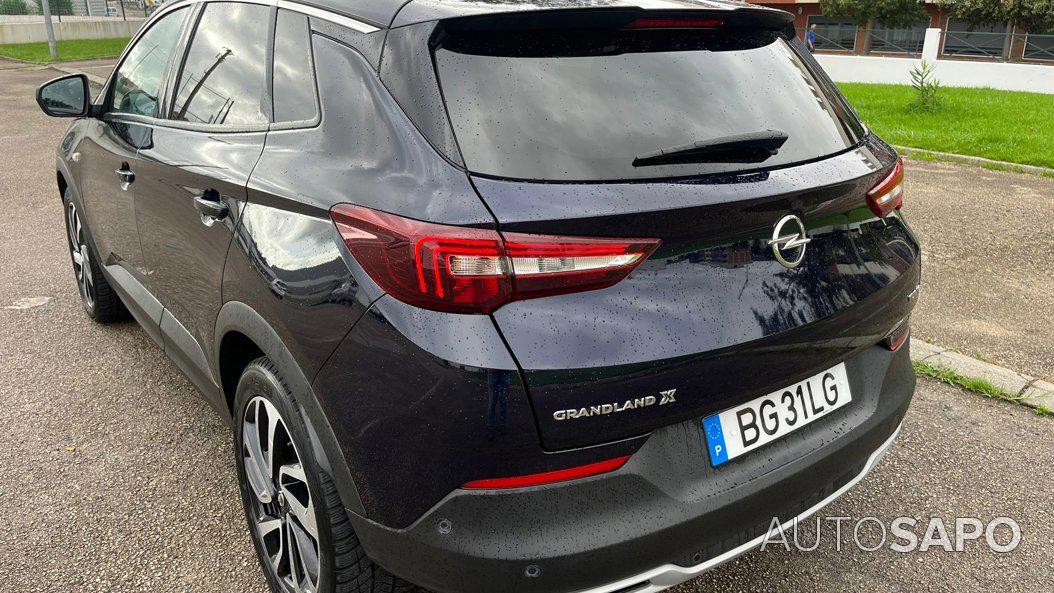 Opel Grandland X 1.2 T GS Line de 2018