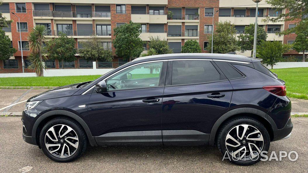 Opel Grandland X 1.2 T GS Line de 2018