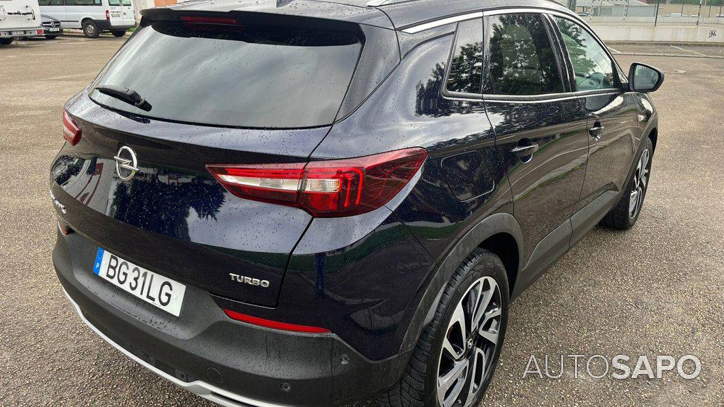 Opel Grandland X 1.2 T GS Line de 2018