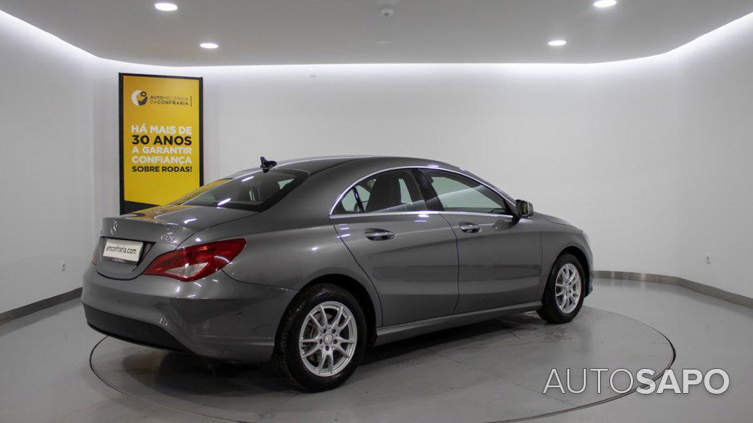 Mercedes-Benz Classe CLA 180 CDi Urban de 2015