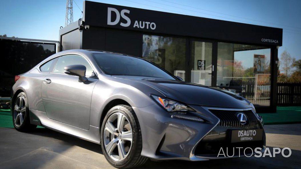 Lexus RC 300h de 2016