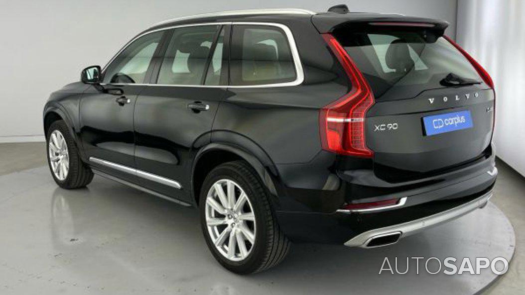 Volvo XC90 2.0 D4 Momentum de 2019