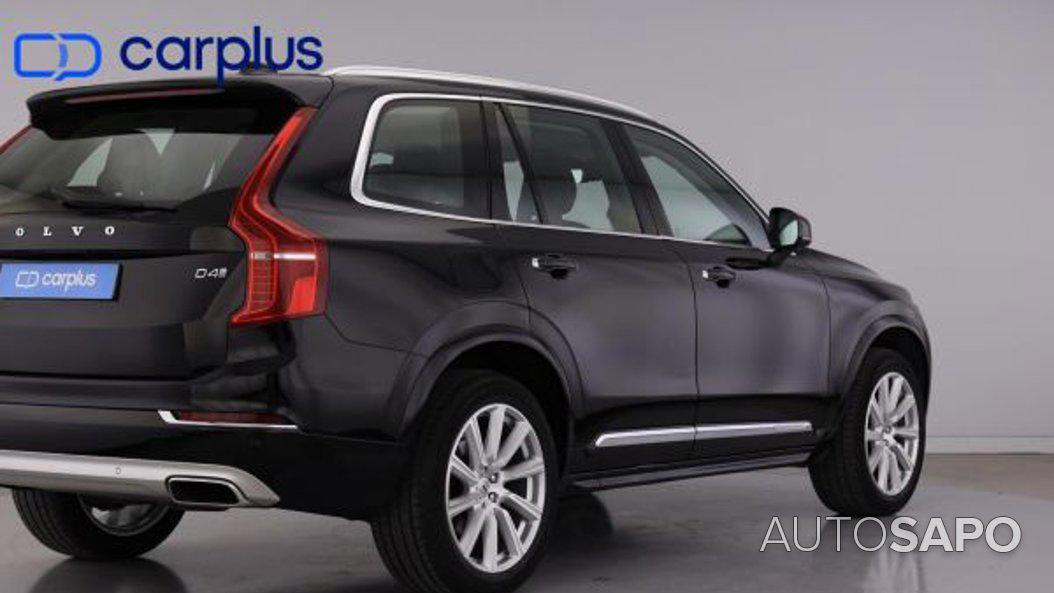 Volvo XC90 2.0 D4 Momentum de 2019